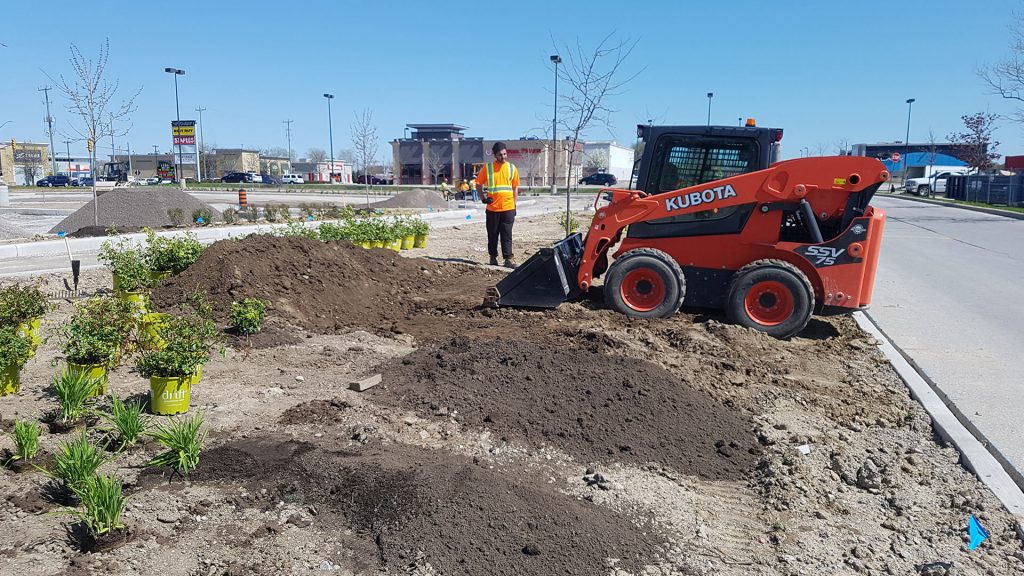 Commercial landscaping